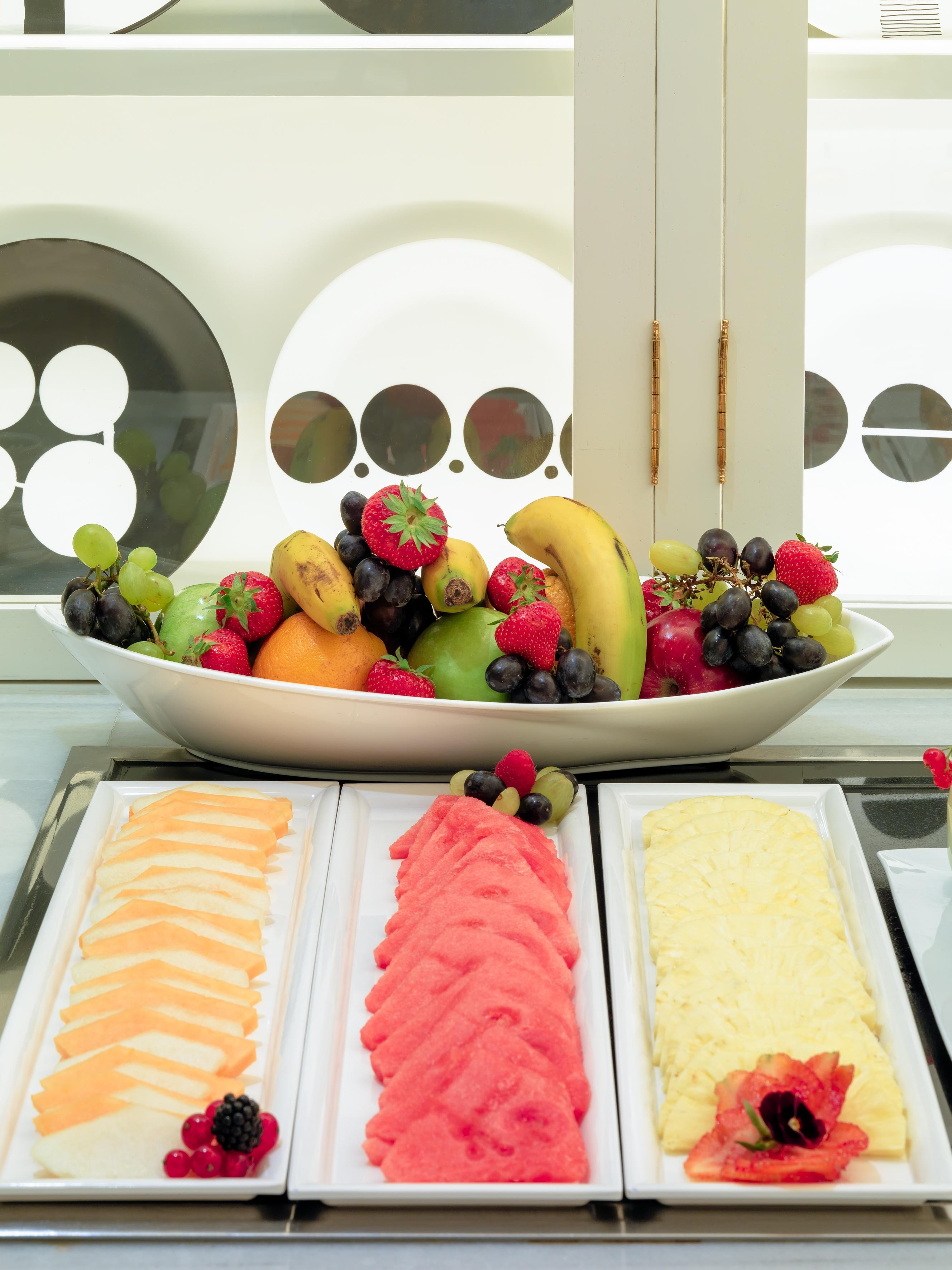 Hotel H10 Universitat (adults Only)